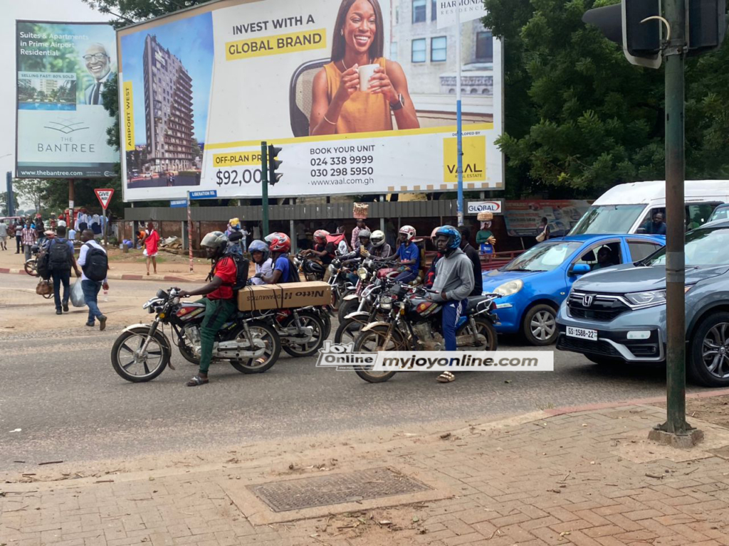 Photos and videos: Protesters hit the street on day 3 of #OccupyJulorbiHouse demonstration