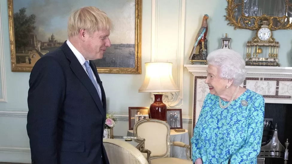 Officials discussed raising concerns about former PM Boris Johnson to Queen