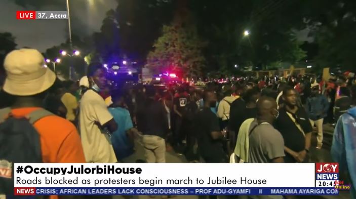 #OccupyJulorbiHouse: Roads blocked as protesters march towards Jubilee House
