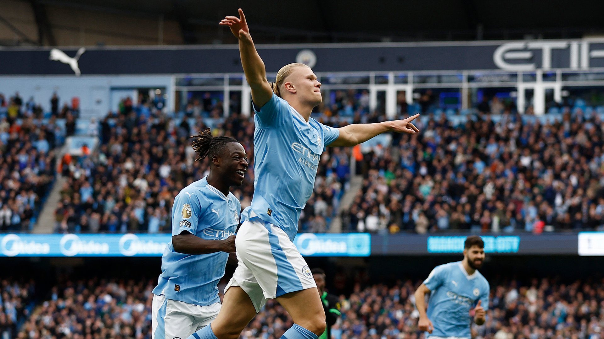 Haaland and Alvarez score in Man City’s 2-1 win over Brighton 1 Haaland