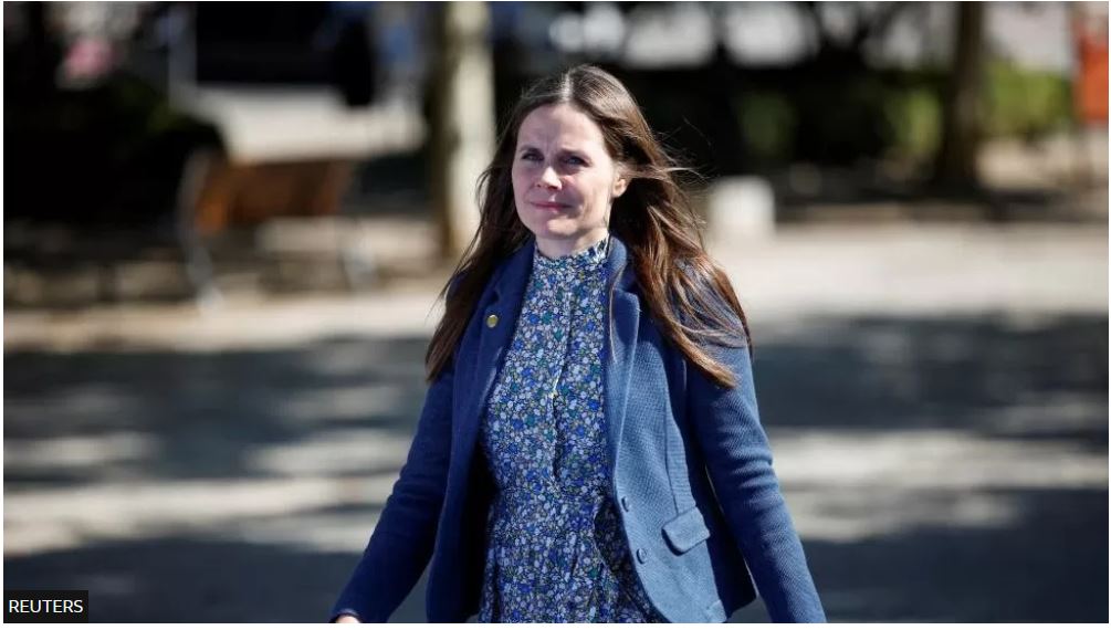 Iceland’s PM to strike over gender pay gap 2 Iceland