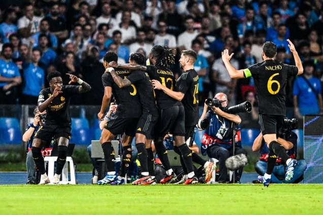 Jude Bellingham on target as Real Madrid beat Napoli and secure Group C top  spot - Champions League round-up, Football News