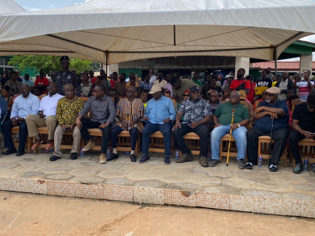 Akosombo Dam spillage: Declare Ghana is in crisis – Asiedu Nketiah to government 4 NDC DONATES RELIEF ITEMS TO FLOOD VICTIMS 6