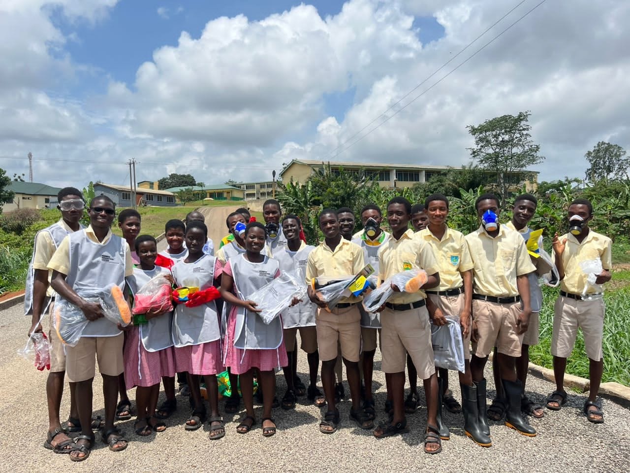 KIC, partners, provide agricultural kits for School Farm Competition - Vimarsana News