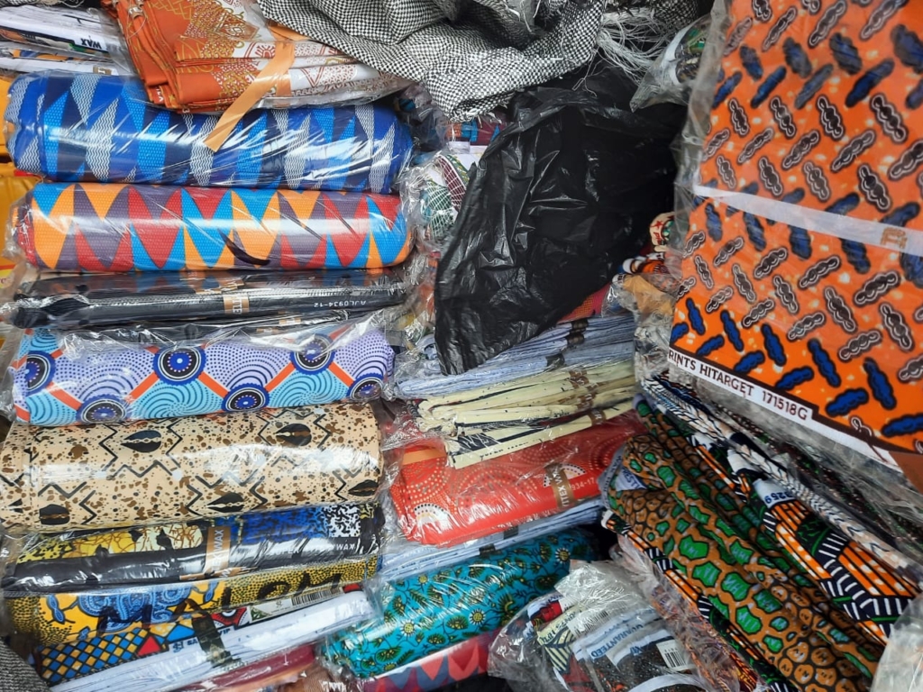 Customs intercepts smuggled wax prints, mobile phones at Eastern Border