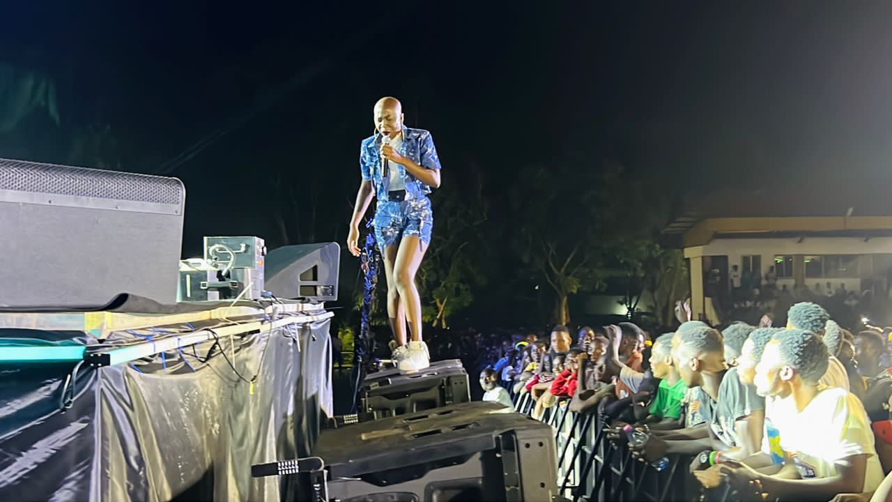 Renner dazzles at Edemfest 2023 - MyJoyOnline - Vimarsana News