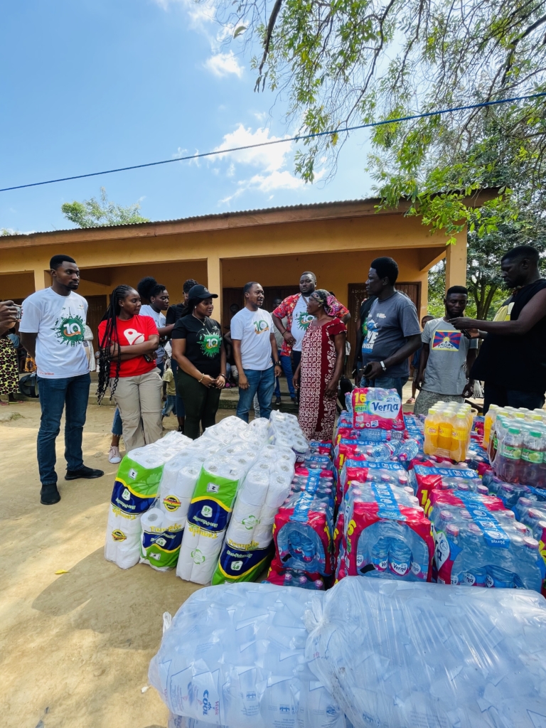 Adansi Travels donate relief items to aid Akosombo Dam-induced flood victims