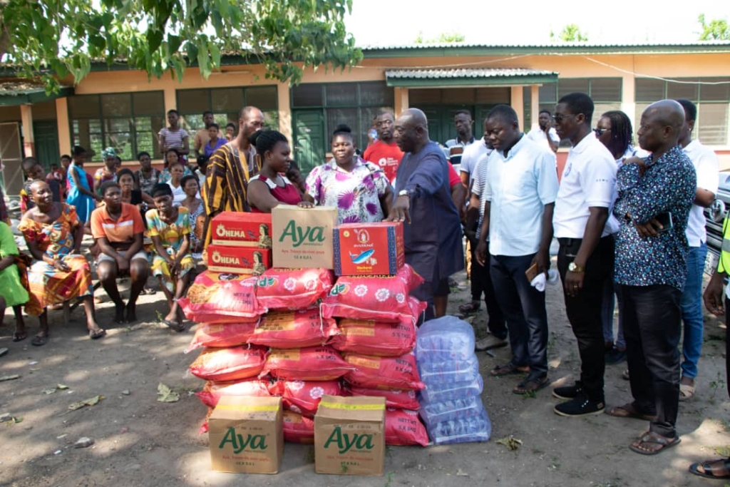 Akosombo Dam Spilage: Trade Union Congress supports flood victims in Central and North Tongu Districts