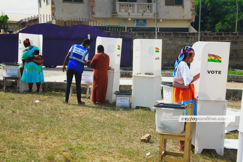 Photos: Ghanaians participate in District Level Elections