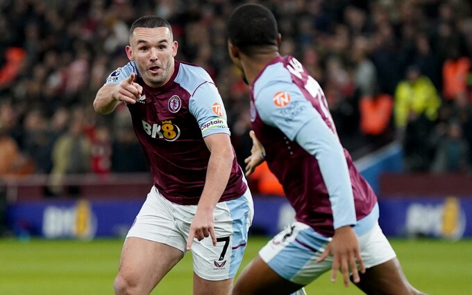 Aston Villa two points off top after narrow win over Arsenal 2 Aston Villa