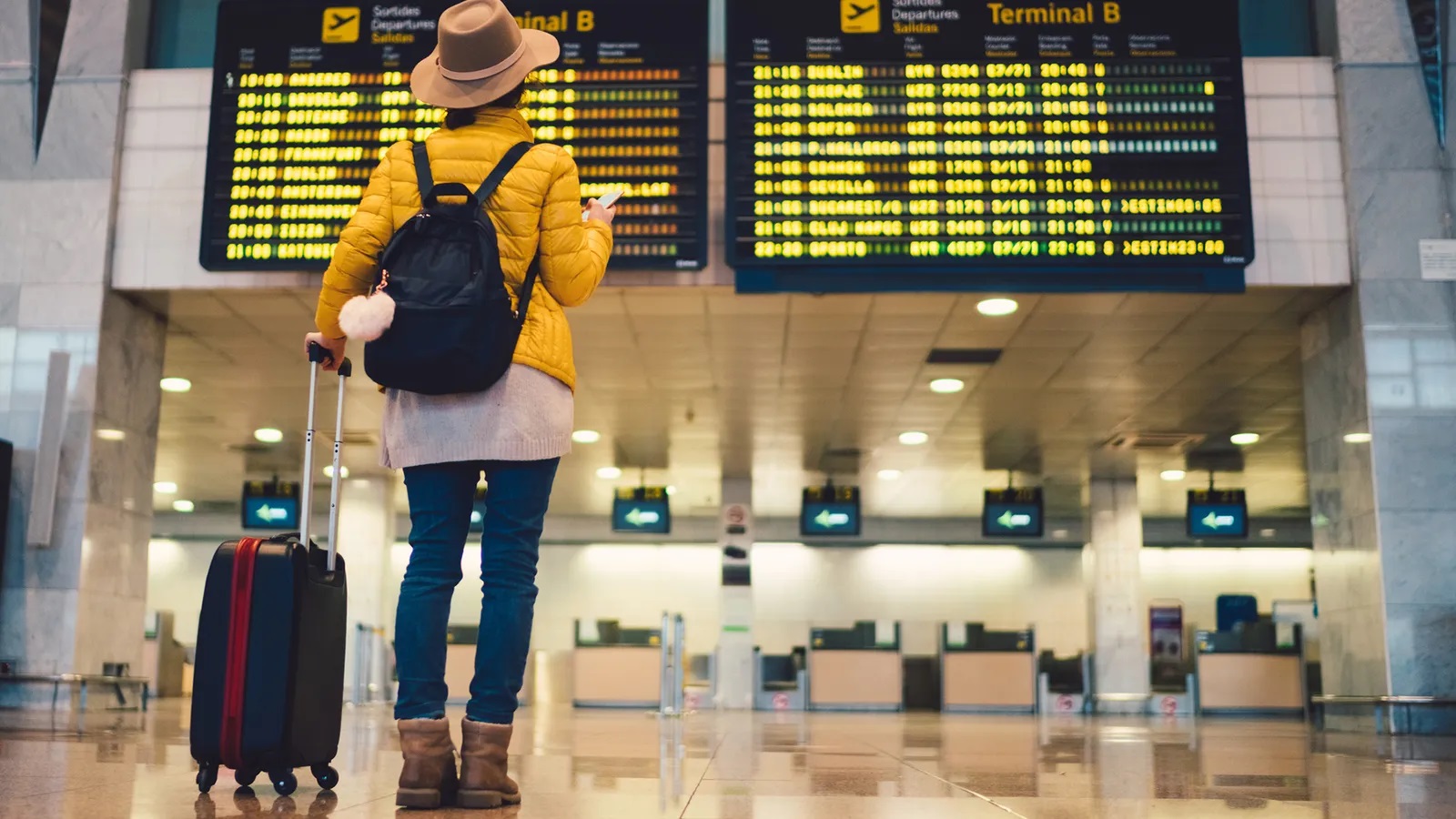 10 ways to avoid scams when booking travel - Vimarsana News