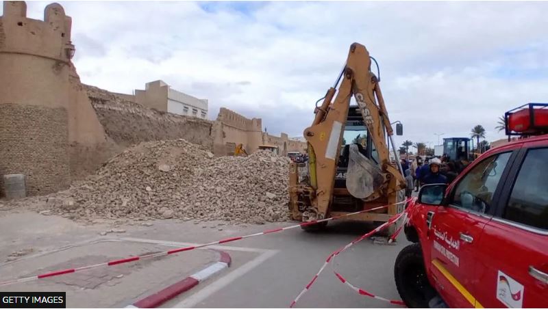 Tunisia’s historic Kairouan walls collapse, killing three 2 Tunisia wals