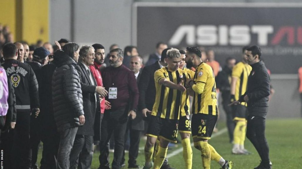 Turkish league protest