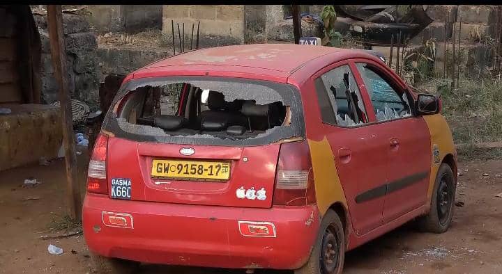 Vehicles, houses and other properties destroyed in communal clash between Atwima Agogo and Atwima Twedie