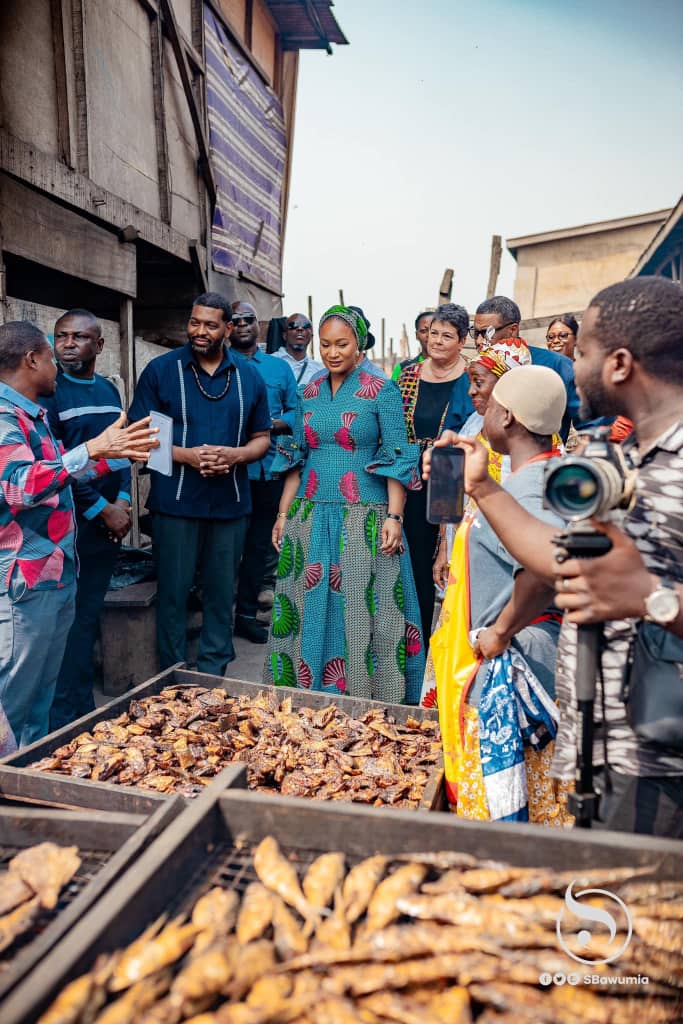 Samira Bawumia assesses prevalent cooking methods in Jamestown