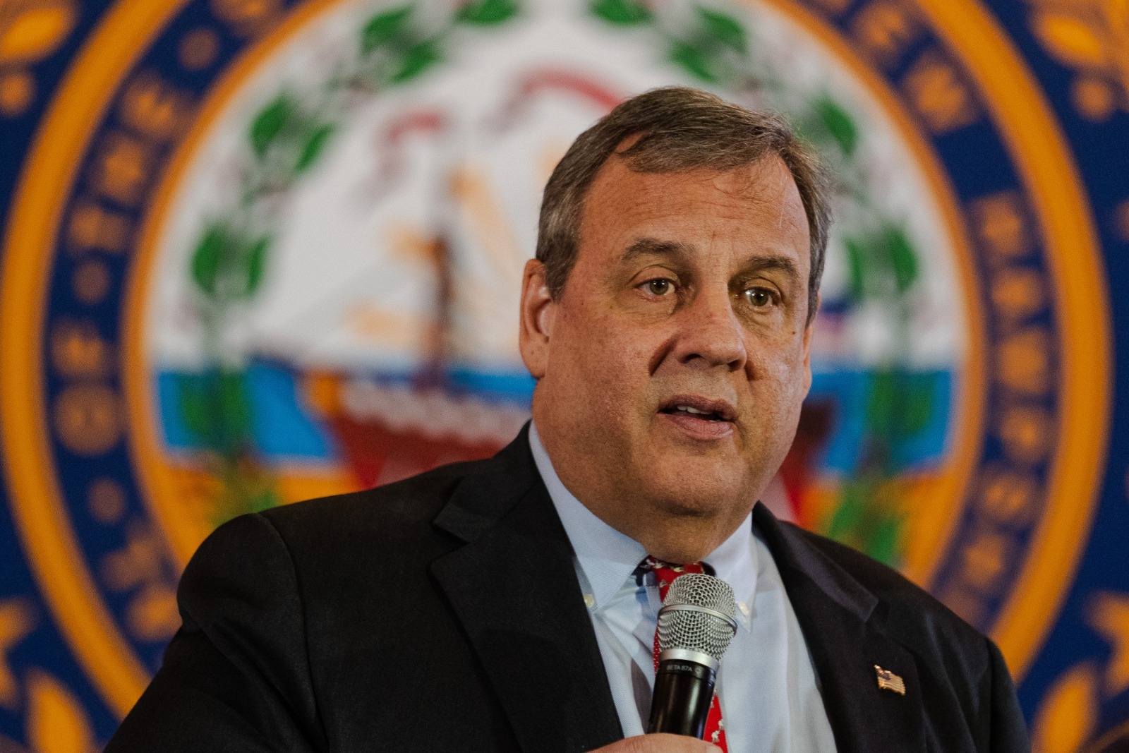 Chris Christie exits 2024 White House race with parting shot at Trump