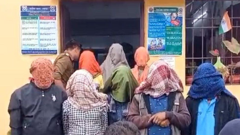 All India Pregnant Job service: Indian men conned by ‘impregnating women’ scam 3 The arrested men in Bihar