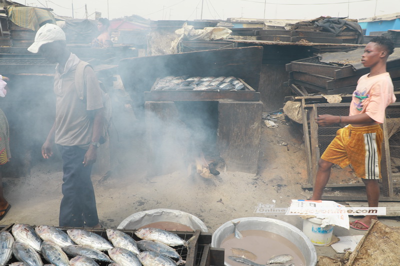 Joy Clean Ghana: Chorkor fishmongers expose children to air pollution