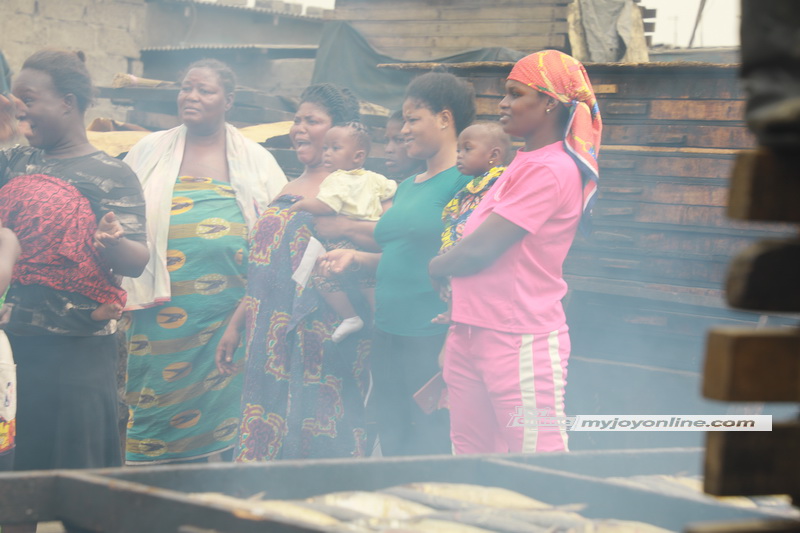 Joy Clean Ghana: Chorkor fishmongers expose children to air pollution