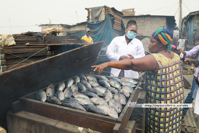 Joy Clean Ghana: Chorkor fishmongers expose children to air pollution