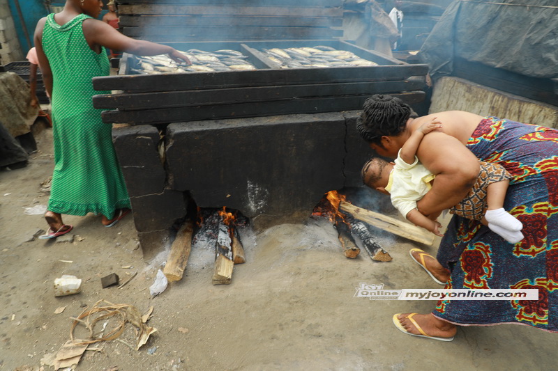 Joy Clean Ghana: Chorkor fishmongers expose children to air pollution