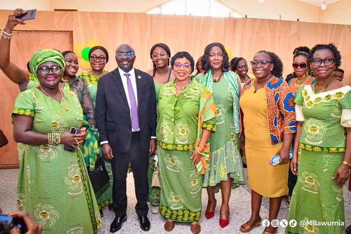 Bawumia commissions Digital Repository facility for Wesley Girls High School