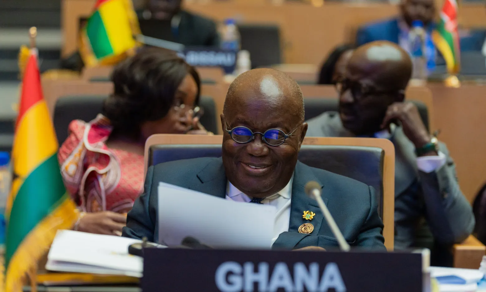 Akufo-Addo calls for 30% withdrawal of Ghana's assets deposited abroad - Vimarsana News