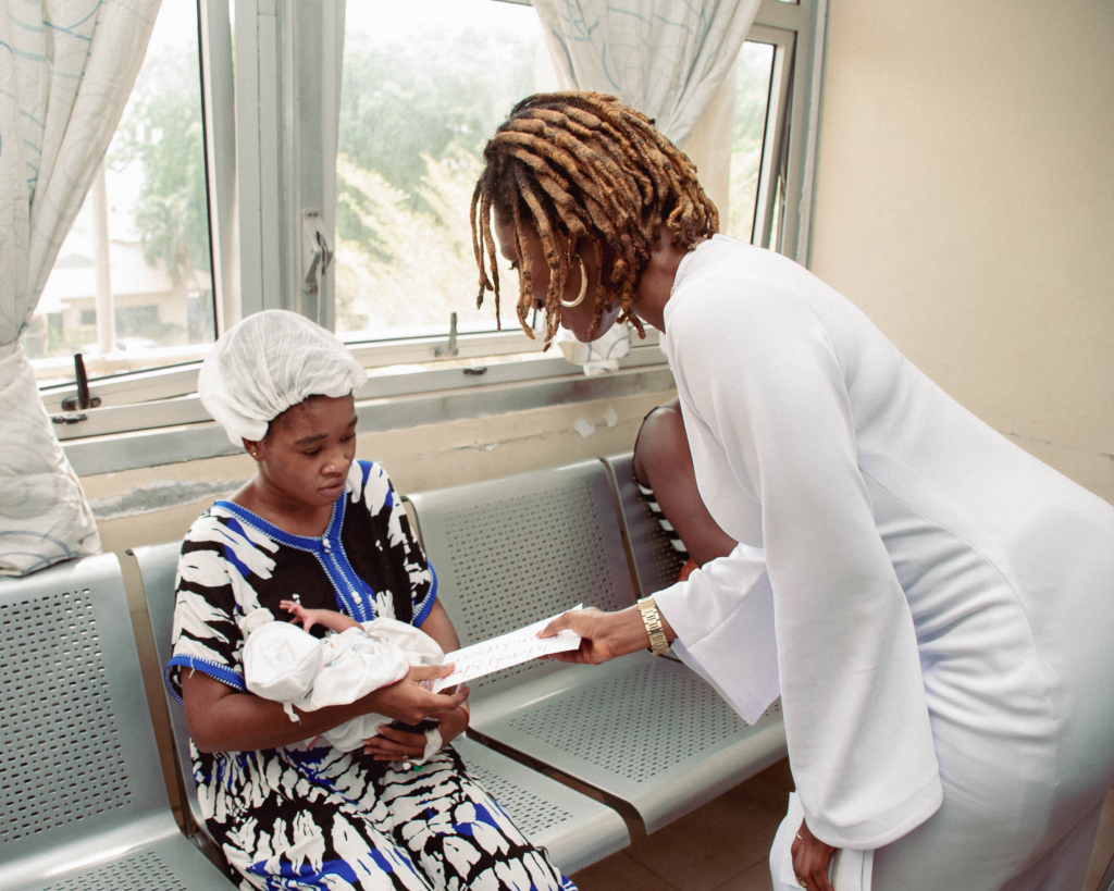 Wendy Shay donates to Korle-Bu Teaching Hospital on her birthday