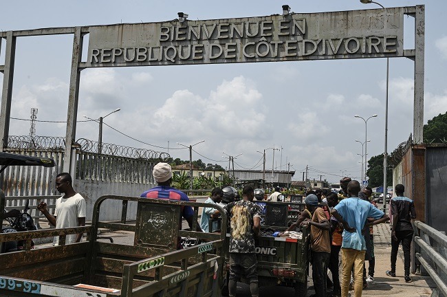 More than 200 Ghanaians stranded in Cote d'Ivoire – GIS - Vimarsana News