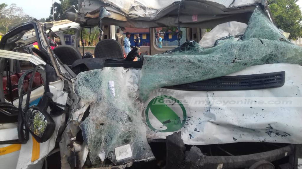 21 confirmed dead, others injured in gory accident on Kumasi-Accra Highway