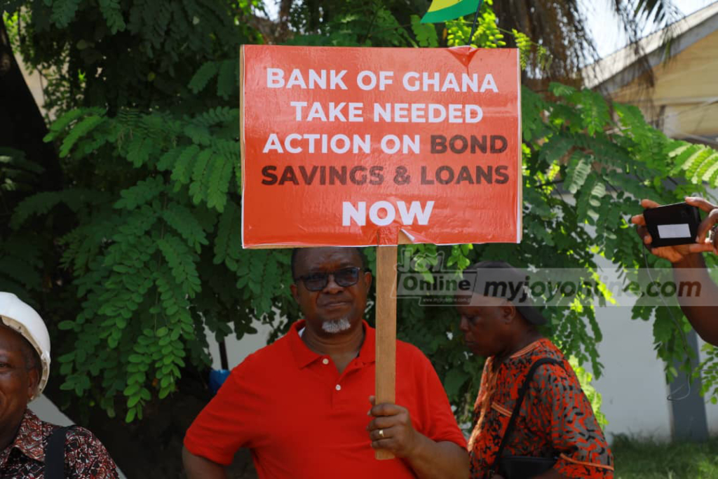 Photos from Locked-up Investment Holders protest