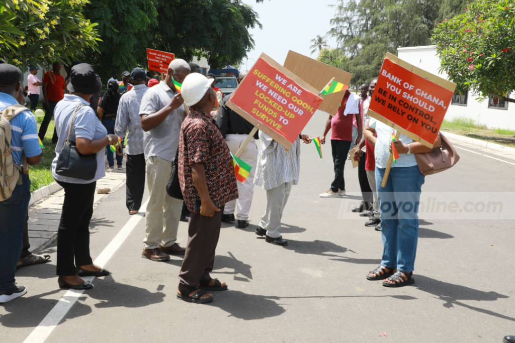 Photos from Locked-up Investment Holders protest