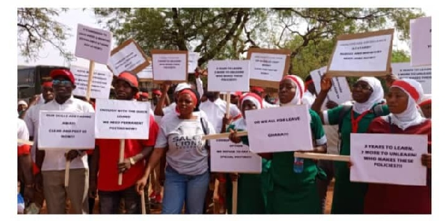 Unemployed nurses, midwives demonstrate over delayed postings