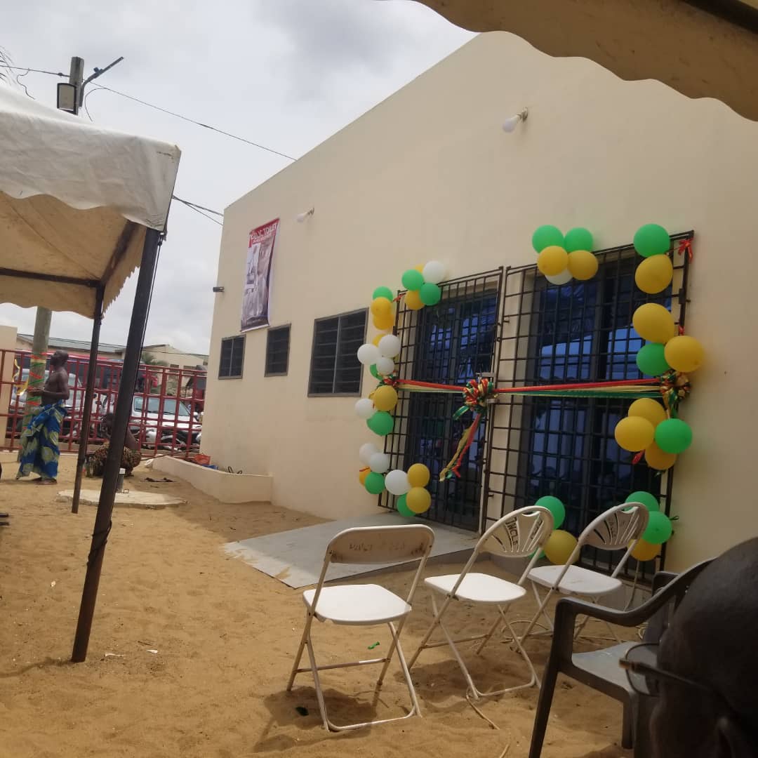 Ketu South MCE commissions an ultra-modern toilet facility in Aflao - Vimarsana News