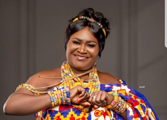 Kumawood actress Akyere Bruwaa condemns death rumours - Vimarsana News