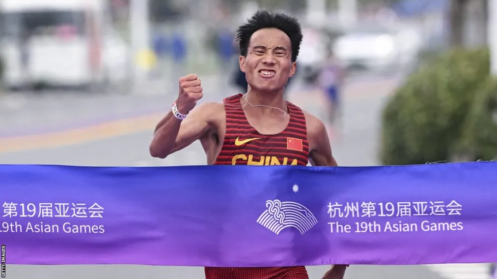 Beijing half marathon organisers investigating controversial finish