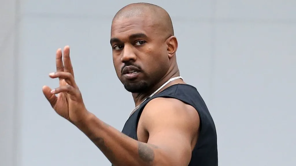 Kanye West wades into Drake and Kendrick Lamar's feud - Vimarsana News