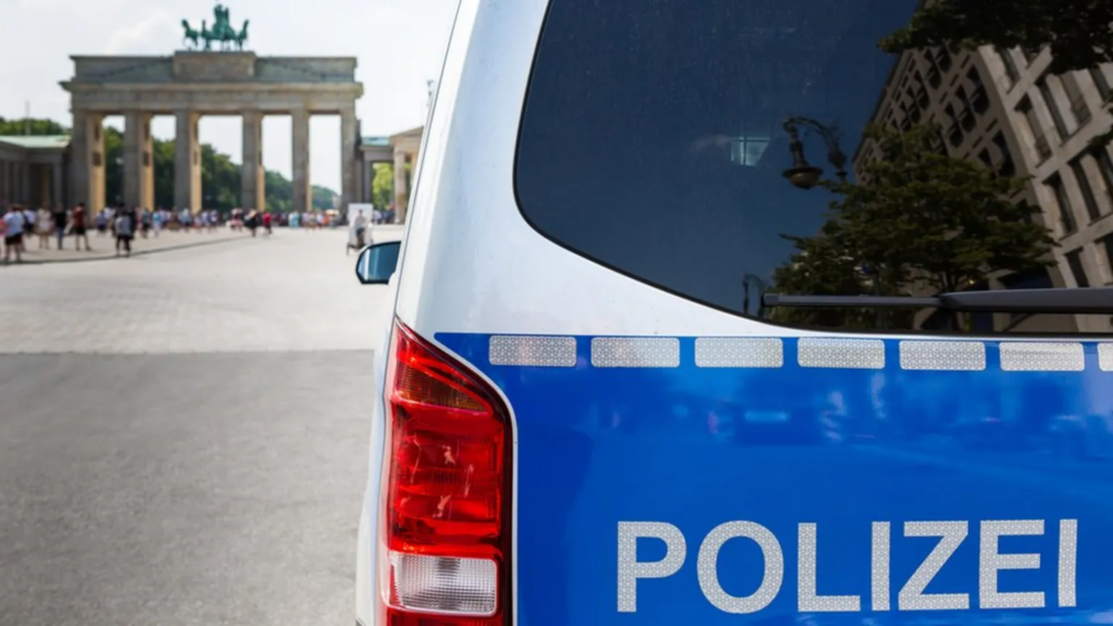 Germany spying: 3 suspected Chinese agents arrested