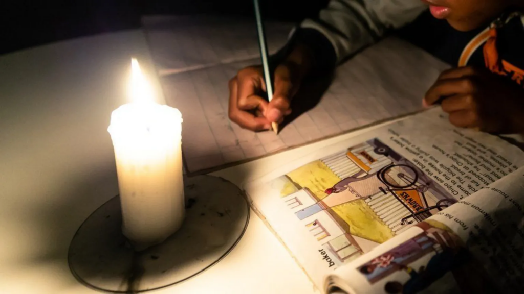 Sierra Leone energy minister resigns over electricity crisis, as power returns to capital