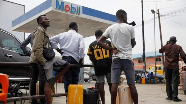 Nigeria's fuel crisis brings businesses to a halt