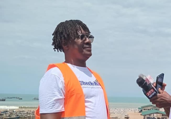 Check Rite Foundation equips fisherfolks at Mumford with safety ...