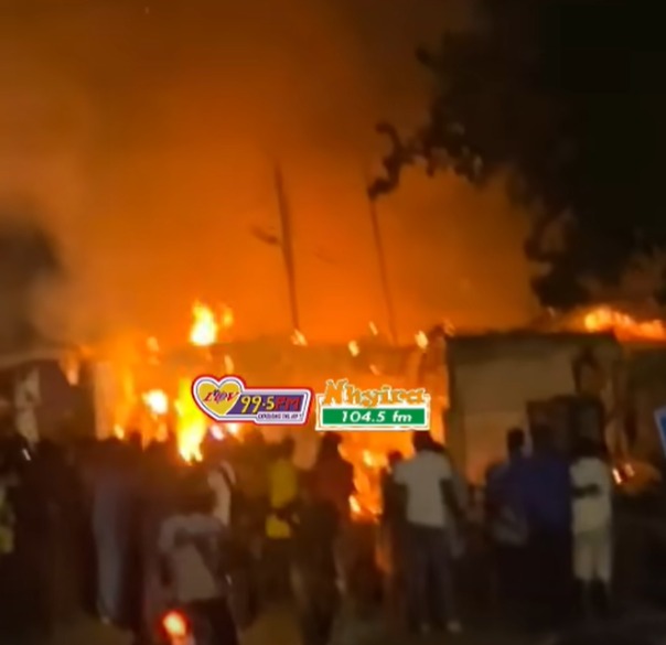 Fire guts restaurant near SG Mall in Kumasi - Vimarsana News