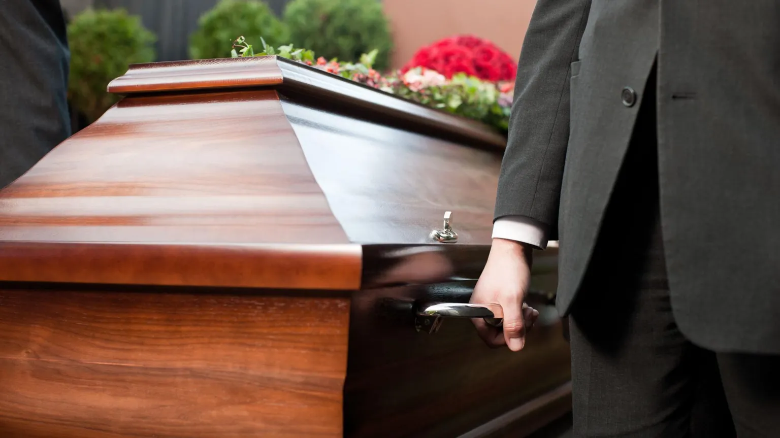 US woman declared dead found alive at funeral home - MyJoyOnline
