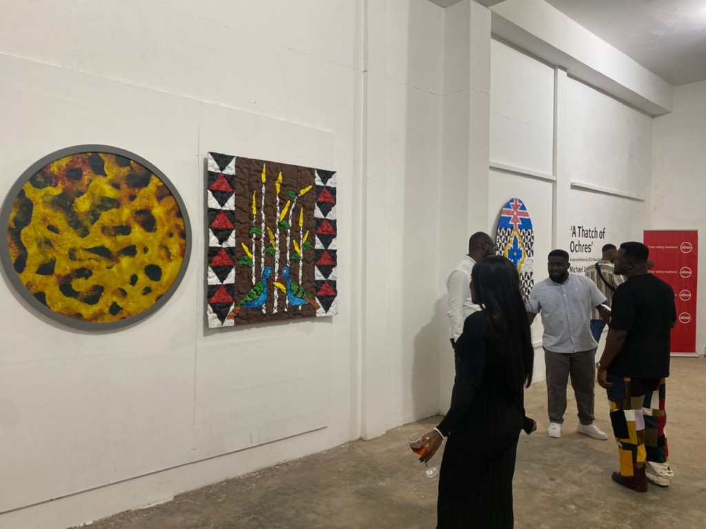 Gli amanti dell’arte sono affascinati dalla mostra personale dell’Ambasciatore Absa L’Atelier Michael Blebo