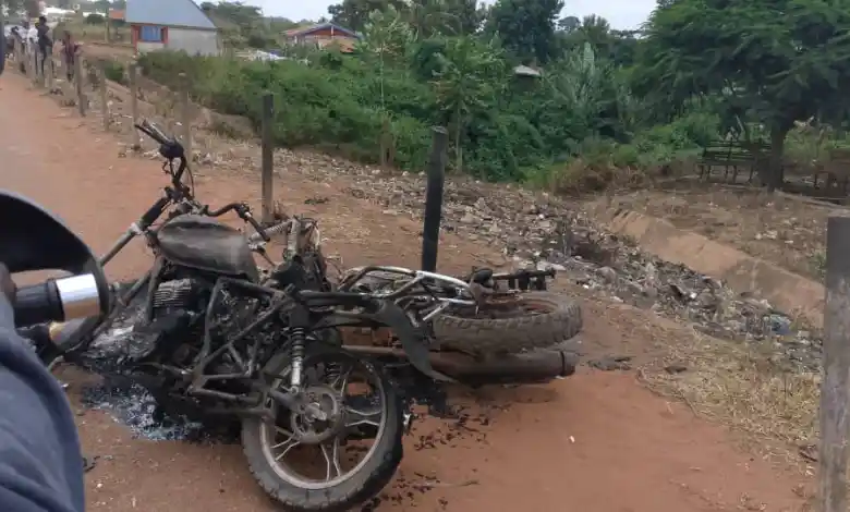 Bono Region: One dead, five motorbikes burned in Nkonsia riot