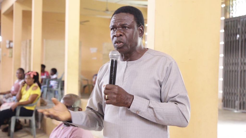 Former students of TOPP preparatory school surprise their teachers with cash awards