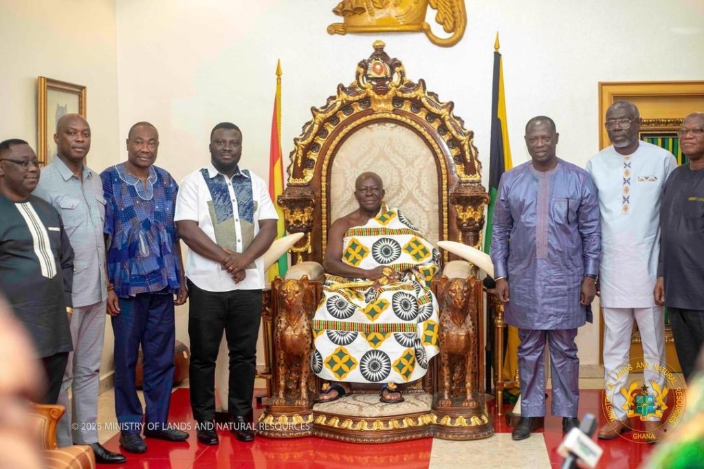 Otumfuo pledges support for gov’ts renewed galamsey fight; lauds Lands Minister’s reforms for mining sector – MyJoyOnline
