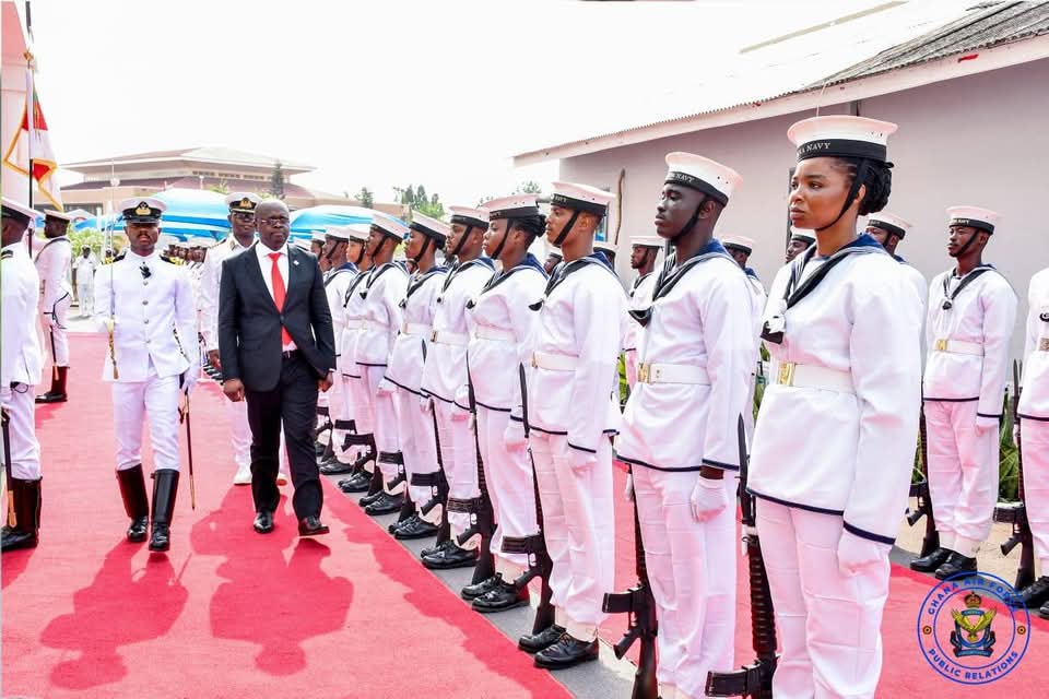 Defence Minister Omane Boamah inspects Ghana Navy Guard of Honour, tours military facilities – MyJoyOnline