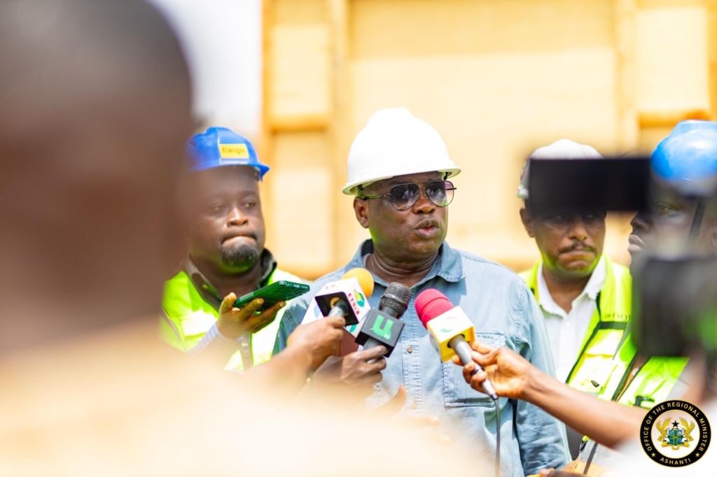 Roads Minister embarks on working visit to Ashanti Region; orders closure of Atwima Mponua Bridge – MyJoyOnline