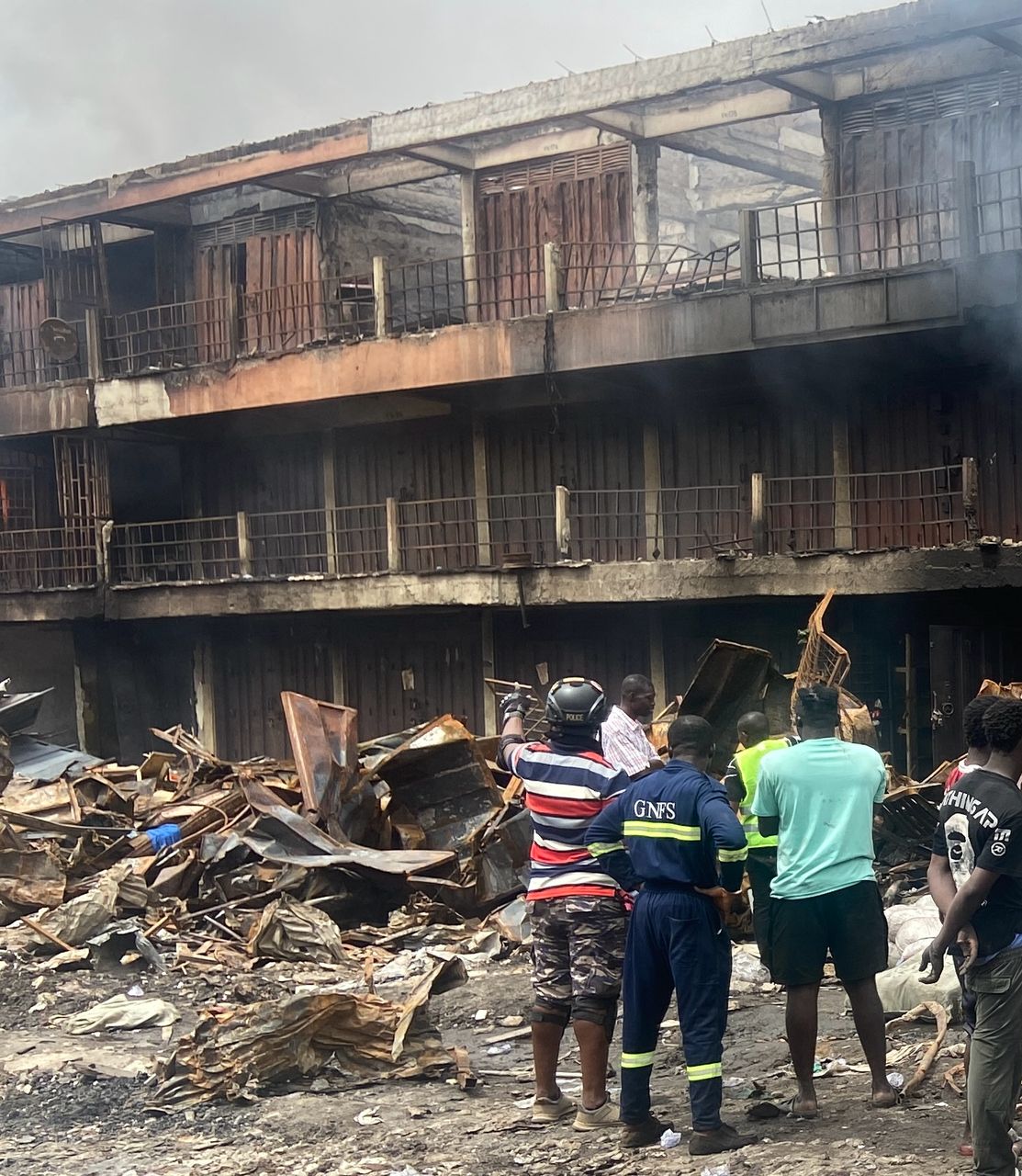 Kumasi fire: A/R Minister halts creation of new lorry terminal after fire 2 Adum fire final1